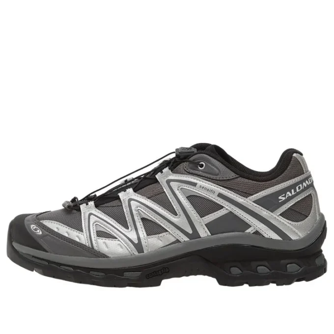 XT-QUEST “Black Silver Castlerock”