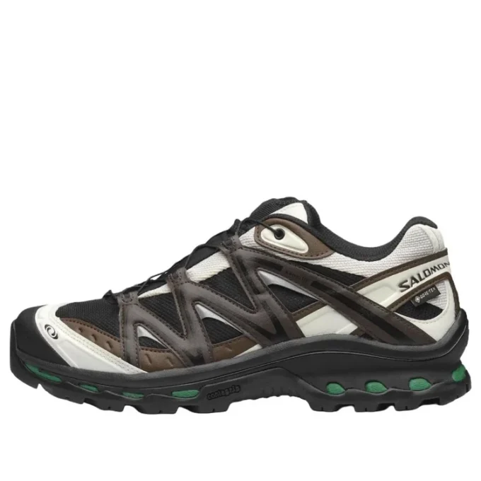 XT-QUEST Gore-Tex “Black Delicioso”