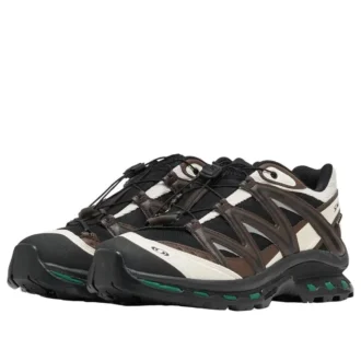 XT-QUEST Gore-Tex “Black Delicioso”